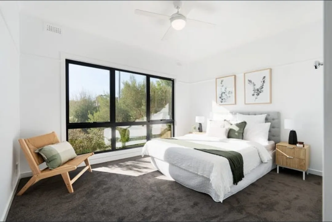 Feature Walls & Wallpaper